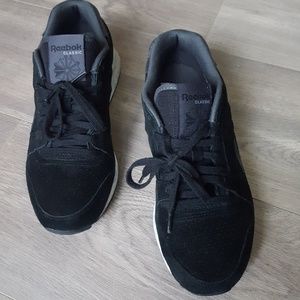 REEBOK CLASSICS SUEDE